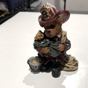 Boyd’s Bear Elliot the Hero collectible figure